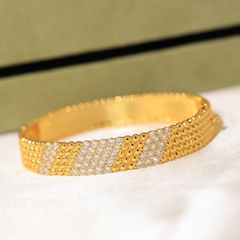 Vca Bracelets